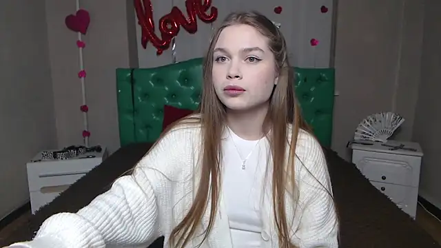 LaraPika online show from February 24, 2026, 6:09 pm