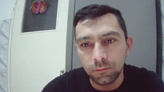 Snapshot of the_hot chatting on December 15, 2024, 6:07 am the hot online show from December 15, 2024, 6:07 am