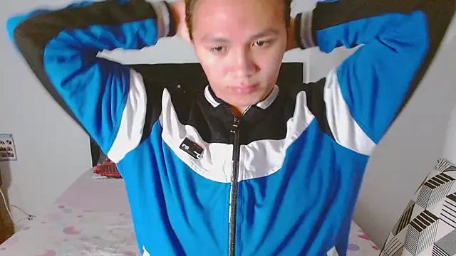 Snapshot of giuliana_andrade chatting on November 21, 2025, 1:37 am giuliana andrade online show from November 21, 2025, 1:37 am