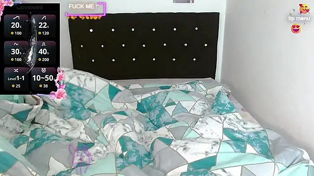 Snapshot of giuliana_andrade chatting on November 27, 2025, 2:12 am giuliana andrade online show from November 27, 2025, 2:12 am