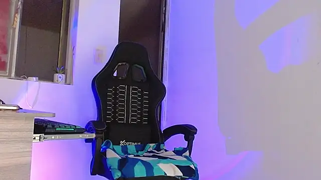 giuliana andrade online show from April 18, 2026, 7:07 pm