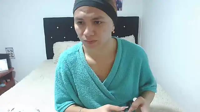 Snapshot of giuliana_andrade chatting on October 25, 2025, 12:21 am giuliana andrade online show from October 25, 2025, 12:21 am