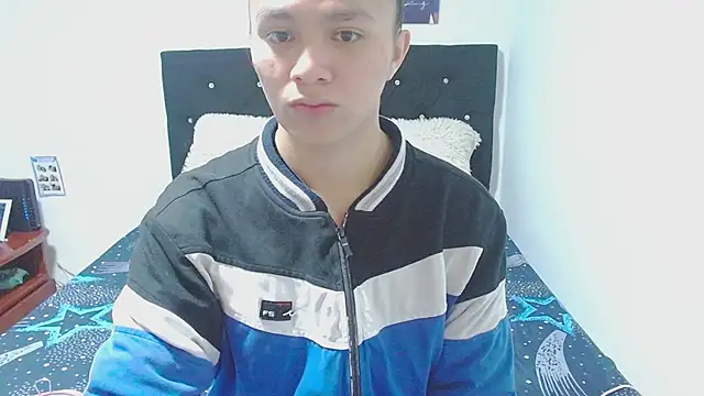 Snapshot of giuliana_andrade chatting on November 8, 2025, 12:58 am giuliana andrade online show from November 8, 2025, 12:58 am