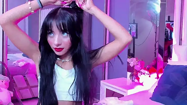 Snapshot of Kitty_Eliffe chatting on February 21, 2025, 7:21 pm Kitty Eliffe online show from February 21, 2025, 7:21 pm