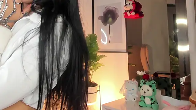 Snapshot of Kitty_Eliffe chatting on September 19, 2025, 10:58 pm Kitty Eliffe online show from September 19, 2025, 10:58 pm