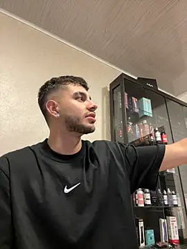 Amadeo Wild online show from September 22, 2025, 3:01 am