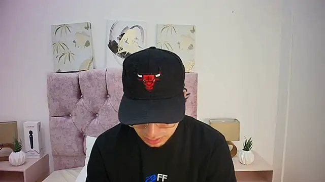 Amadeo Wild online show from February 6, 2025, 12:15 pm