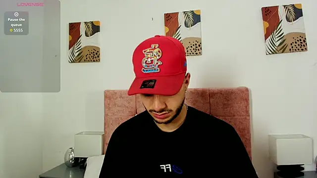 Amadeo Wild online show from September 24, 2025, 3:29 pm