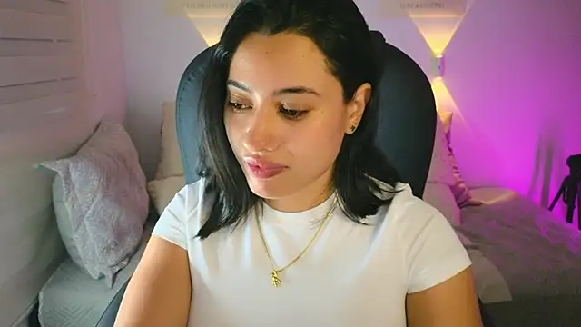 AlessaPears online show from September 28, 2025, 10:39 pm