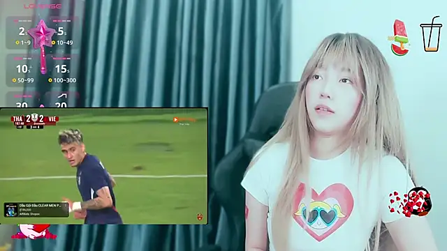 Snapshot of -Poison-Ivy- chatting on January 5, 2025, 3:13 pm -Poison-Ivy- online show from January 5, 2025, 3:13 pm