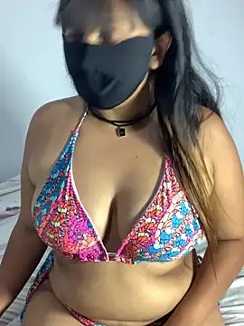 Jeroliee viyana online show from March 1, 2026, 2:33 am