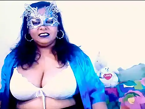 Mysterylady143 online show from November 5, 2025, 6:11 pm