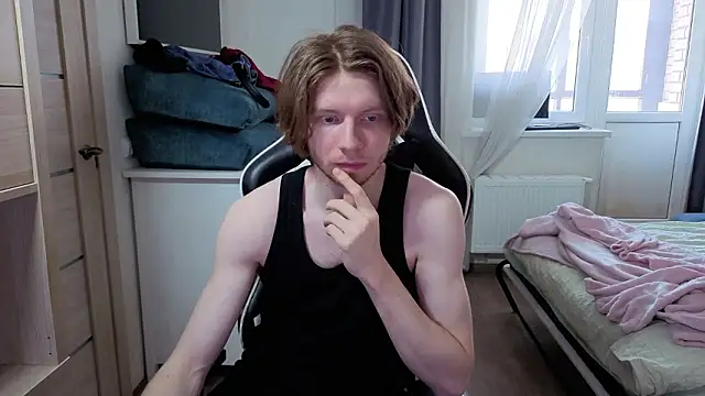 Snapshot of spaisenok chatting on February 6, 2026, 12:12 pm spaisenok online show from February 6, 2026, 12:12 pm