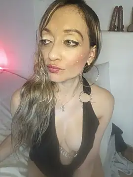 emma collson online show from April 9, 2026, 2:35 am