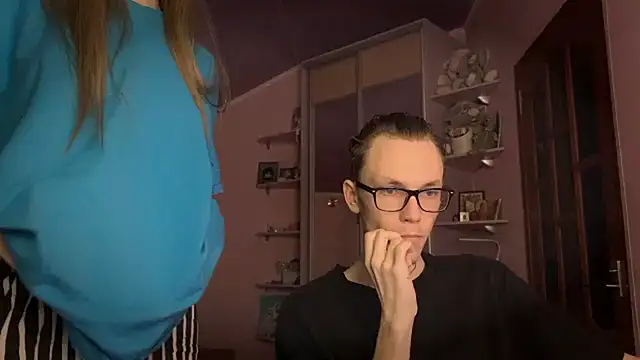 Alex17am online show from February 5, 2026, 6:37 pm