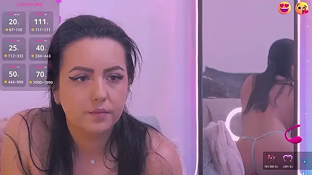 Snapshot of Ariel__Blossom chatting on March 3, 2026, 8:21 am Ariel Blossom online show from March 3, 2026, 8:21 am