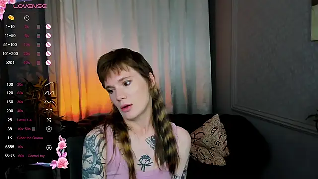 Fog Foggy Love online show from September 12, 2025, 9:25 pm