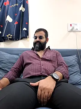 Snapshot of Fun_Guuy chatting on February 8, 2026, 2:15 pm Fun Guuy online show from February 8, 2026, 2:15 pm