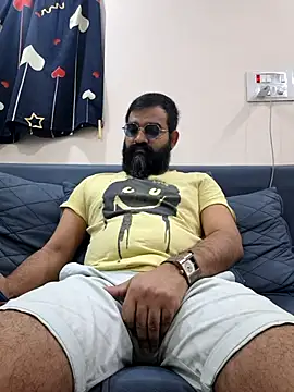 Snapshot of Fun_Guuy chatting on February 16, 2026, 6:39 pm Fun Guuy online show from February 16, 2026, 6:39 pm