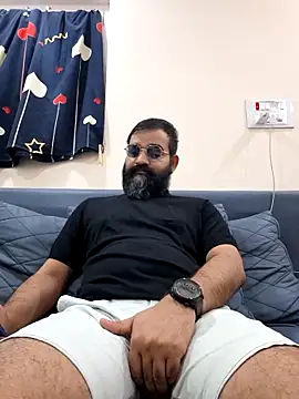 Snapshot of Fun_Guuy chatting on February 13, 2026, 7:03 pm Fun Guuy online show from February 13, 2026, 7:03 pm