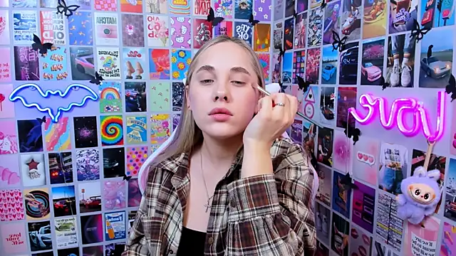 MiaMilas online show from January 14, 2026, 3:04 pm