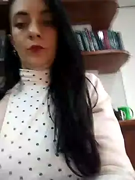 amellie ros online show from December 12, 2024, 1:17 pm