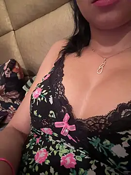 Snapshot of Sozana chatting on May 11, 2026, 12:23 am Sozana online show from May 11, 2026, 12:23 am