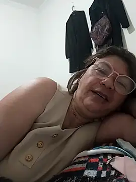 Aranza-Queen online show from November 2, 2025, 3:06 pm