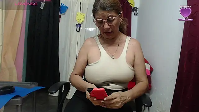 Aranza-Queen online show from June 29, 2026, 7:13 pm