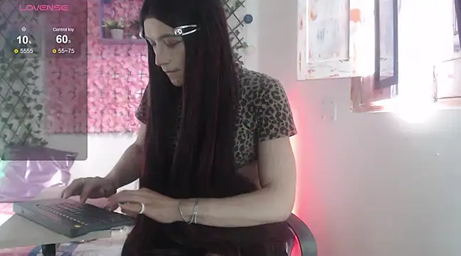 MEGANNIXX online show from January 2, 2025, 2:24 pm