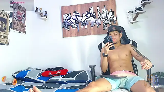 Friendsofeverything  online show from March 8, 2026, 4:21 pm