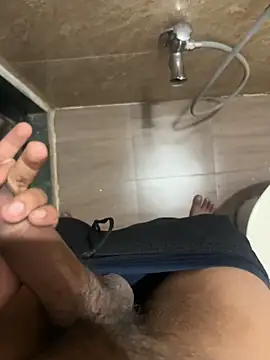 Snapshot of Privateseducer chatting on December 22, 2025, 8:53 pm Privateseducer online show from December 22, 2025, 8:53 pm