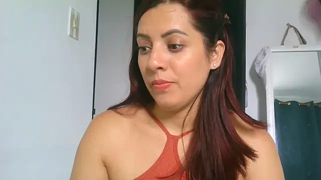 Anne kis online show from November 27, 2025, 6:41 pm