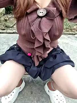 Snapshot of Babycute23 chatting on February 7, 2025, 8:55 am Babycute23 online show from February 7, 2025, 8:55 am