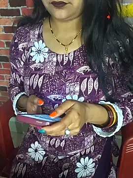 PeaCoooock online show from February 11, 2026, 1:33 pm