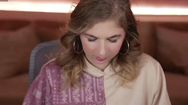 Inessa Song online show from March 4, 2025, 7:43 pm