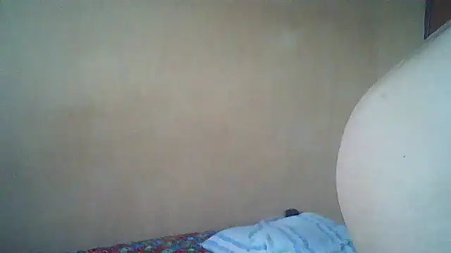 Lucy White   online show from March 27, 2026, 6:31 pm