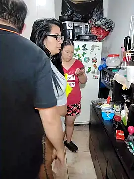 ZuriandAlex online show from October 23, 2025, 12:26 pm