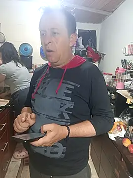 ZuriandAlex online show from October 8, 2025, 5:20 am