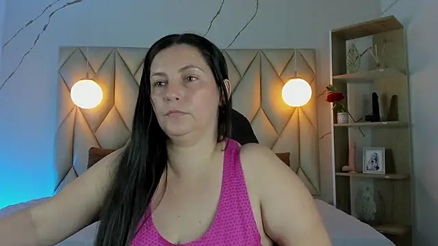 Snapshot of angelswets chatting on February 11, 2026, 1:55 pm angelswets online show from February 11, 2026, 1:55 pm