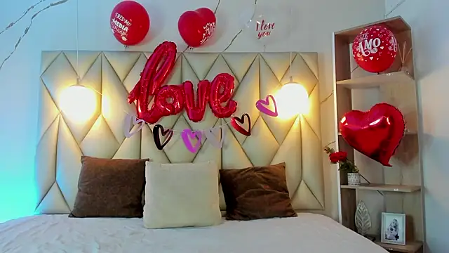 Snapshot of angelswets chatting on February 16, 2026, 3:10 pm angelswets online show from February 16, 2026, 3:10 pm