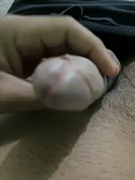 Pussylover 32 online show from April 22, 2026, 5:09 pm