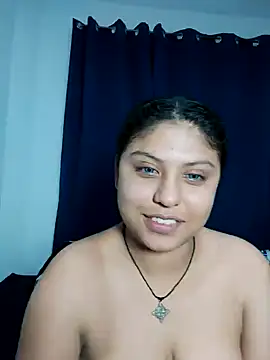 Snapshot of azulzulix chatting on February 25, 2026, 12:33 am azulzulix online show from February 25, 2026, 12:33 am