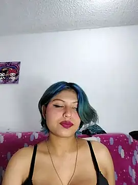 azulzulix online show from March 2, 2025, 3:02 am