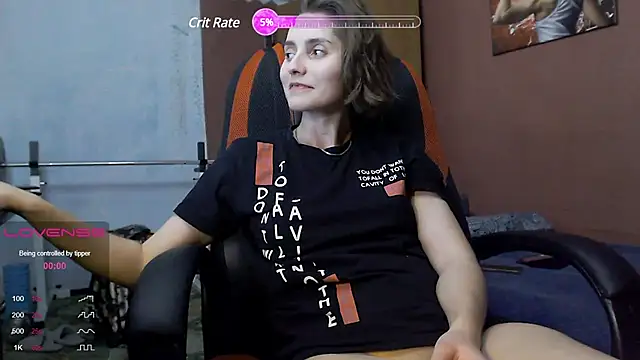 womanstrong78 online show from February 13, 2025, 5:54 pm