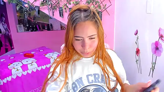 marcellaa303av online show from November 16, 2025, 3:33 am