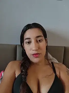 Snapshot of manueladantass1 chatting on April 6, 2026, 4:30 pm manueladantass1 online show from April 6, 2026, 4:30 pm