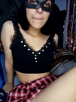 PequeArely online show from February 4, 2025, 5:10 am