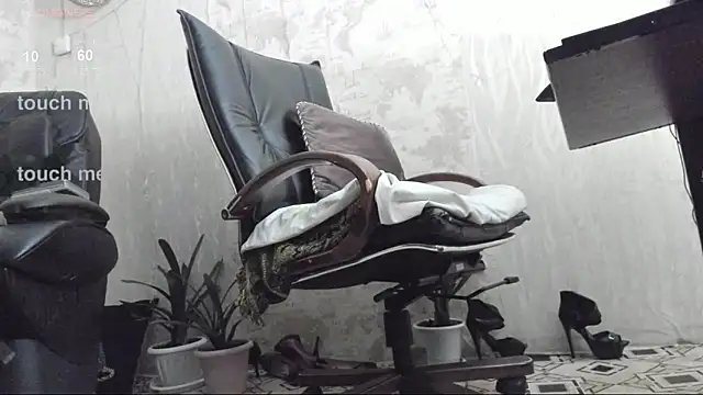 Snapshot of xKoreanGirl chatting on February 16, 2026, 4:49 pm xKoreanGirl online show from February 16, 2026, 4:49 pm