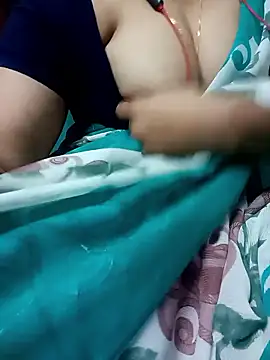 Snapshot of gunjan22 chatting on January 8, 2026, 8:20 am gunjan22 online show from January 8, 2026, 8:20 am